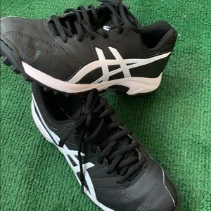 Asics Field Hockey cleats